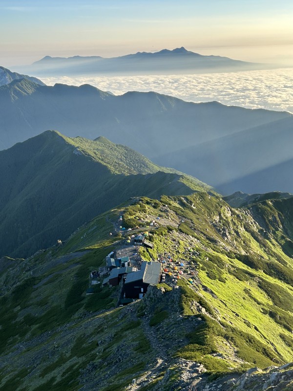 アルプスのテント泊します